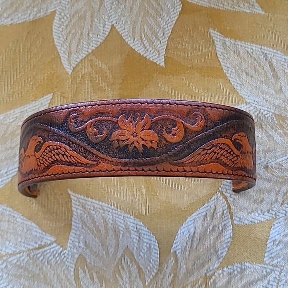 Upcycled Leather Cuff Bracelet Unisex 9 Inches - Picture 6 of 7